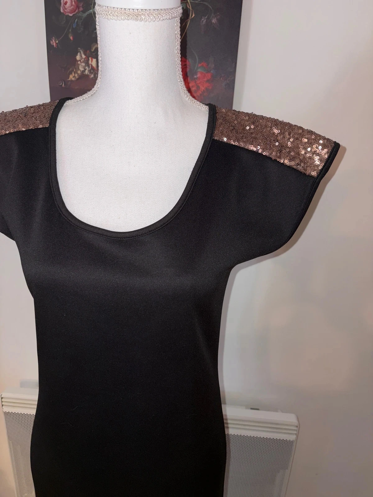 Cache cache black sequin short sleeve fitted dress size 38 / M – photo 2